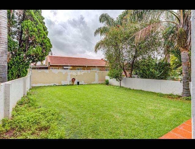 2 BEDROOM TOWNHOUSE FOR SALE IN GLEN MARAIS